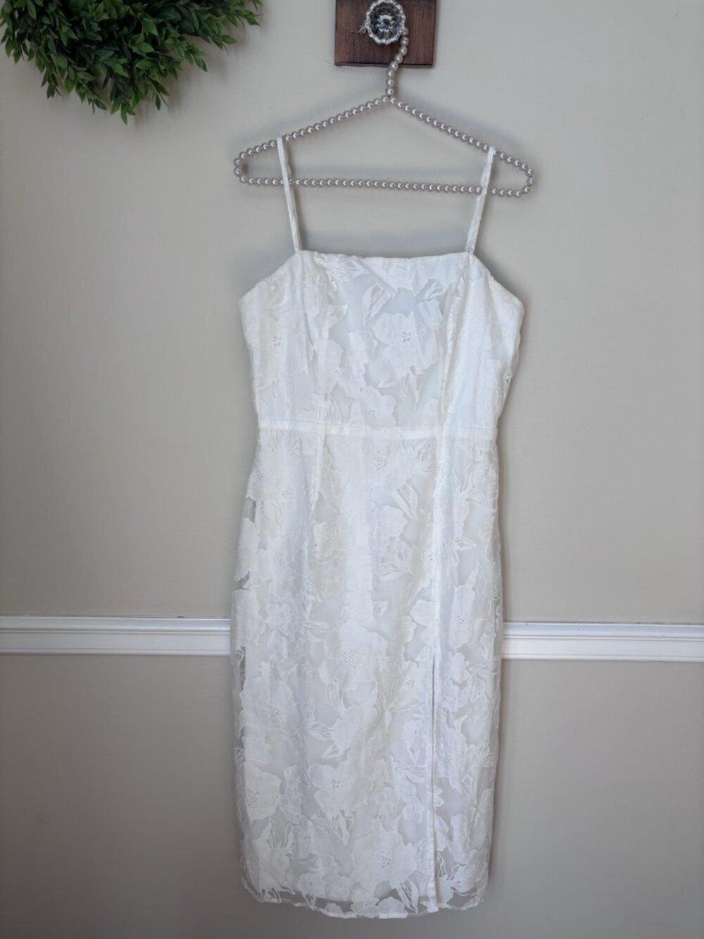 Lulus Womens Size M White Sleeveless Midi Sheath Dress Floral